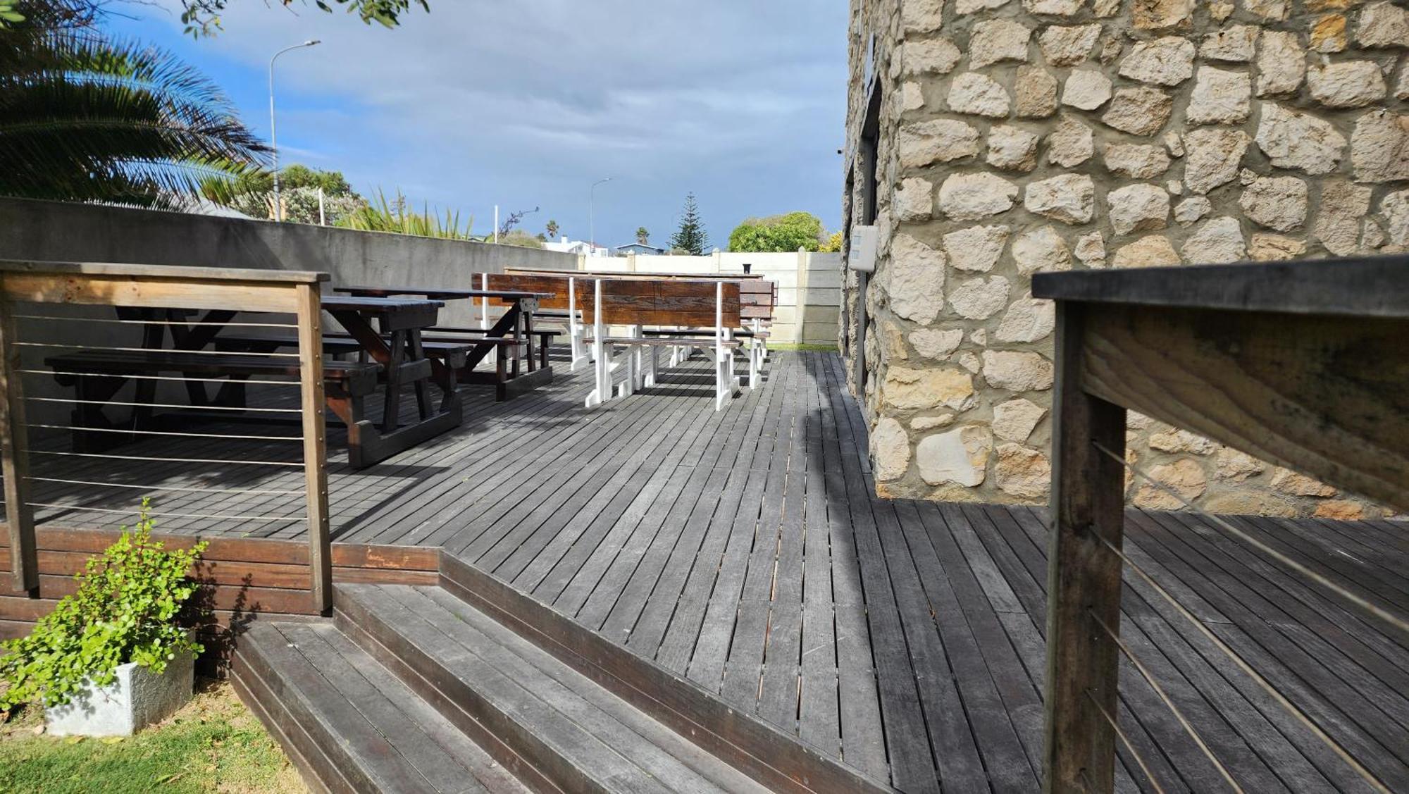 Stonehouse On Main Hotel Struisbaai Exterior photo