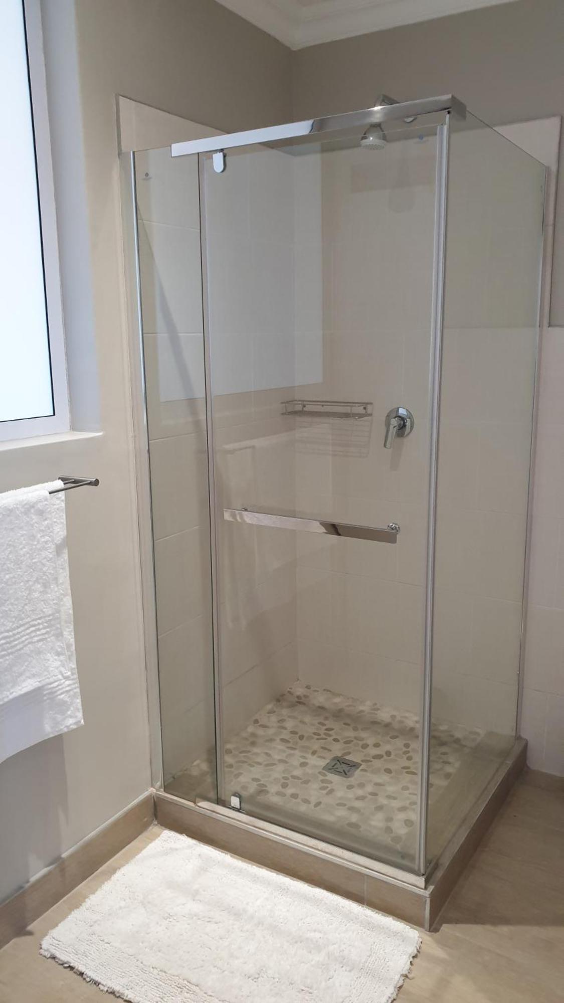 Stonehouse On Main Hotel Struisbaai Room photo